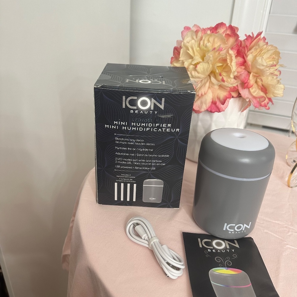 ICON Beauty - LED Mini Humidifier - Picture 5 of 9
